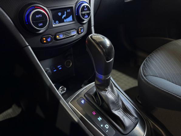 Hyundai Solaris I Рестайлинг с пробегом 2015 года, цена 1 199 900 рублей, 120000 км, седан, Автокод Объявления