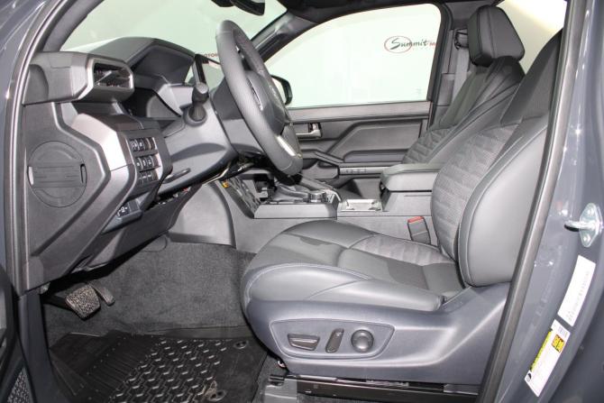 Toyota Tacoma IV с пробегом 2024 года, цена 8 990 000 рублей, 291 км, offers.body_type.unknown, Автокод Объявления
