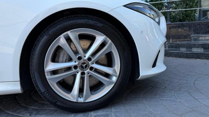 Mercedes-Benz CLS III (C257) с пробегом 2019 года, цена 5 000 000 рублей, 56476 км, седан, Автокод Объявления