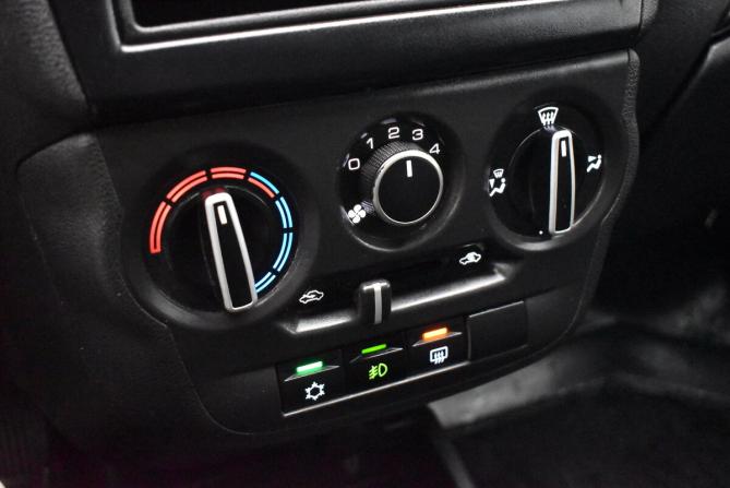 Lada (ВАЗ) Granta I Рестайлинг с пробегом 2021 года, цена 695 000 рублей, 98252 км, хэтчбек, Автокод Объявления