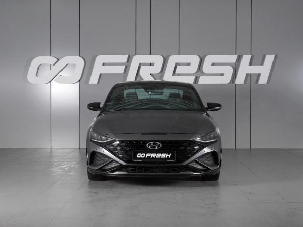 Hyundai Lafesta I Рестайлинг с пробегом 2025 года, цена 2 940 000 рублей, 24038 км, седан, Автокод Объявления
