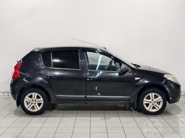 Renault Sandero I с пробегом 2013 года, цена 495 000 рублей, 194234 км, хэтчбек, Автокод Объявления