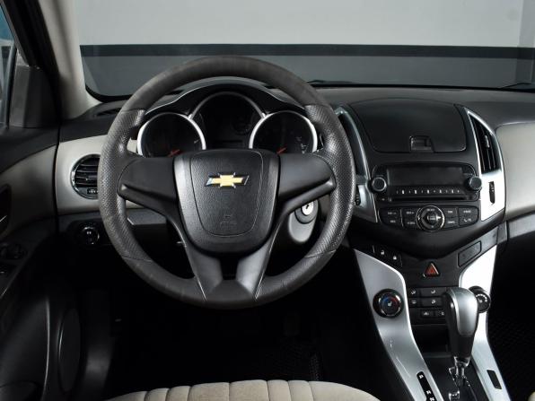 Chevrolet Cruze I Рестайлинг с пробегом 2014 года, цена 669 999 рублей, 234083 км, седан, Автокод Объявления