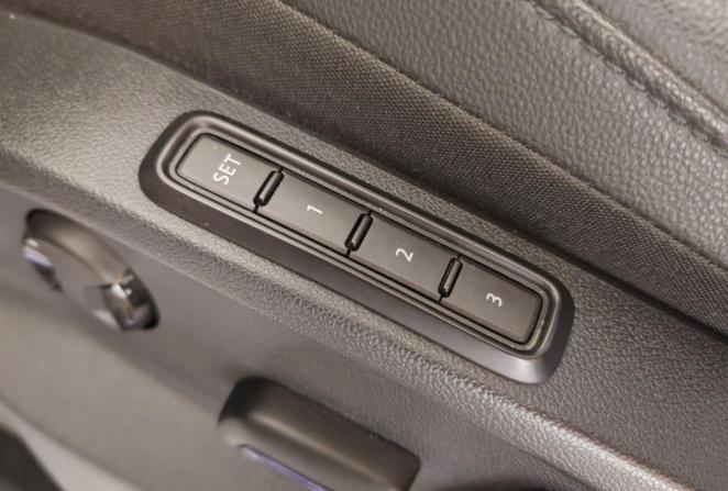 Volkswagen Tiguan II с пробегом 2019 года, цена 3 250 000 рублей, 46224 км, внедорожник, Автокод Объявления