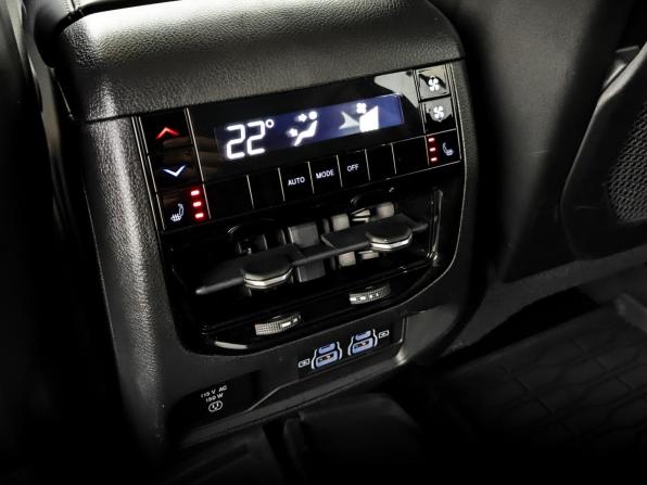 Jeep Grand Cherokee V (WL) с пробегом 2022 года, цена 5 750 000 рублей, 69048 км, внедорожник, Автокод Объявления