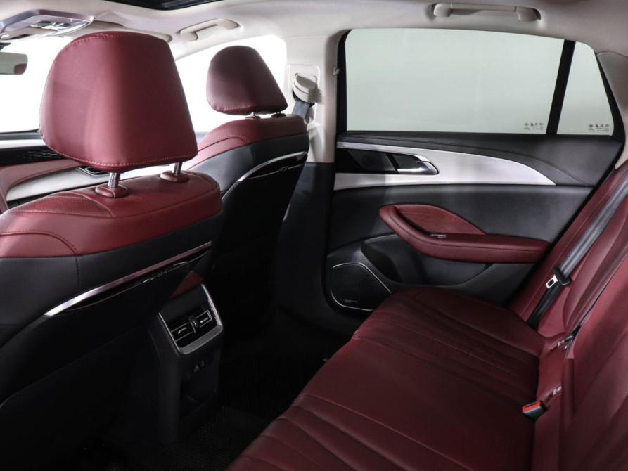 Hongqi H5 II Химки  - изображение 12