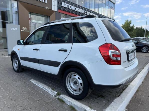 Lada (ВАЗ) Kalina II с пробегом 2015 года, цена 595 951 рубль, 98878 км, универсал, Автокод Объявления