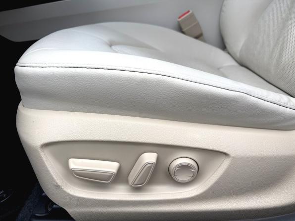 Toyota Camry VIII (XV70) Рестайлинг с пробегом 2021 года, цена 2 950 000 рублей, 116939 км, седан, Автокод Объявления