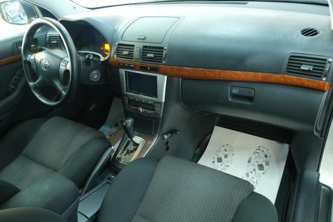 Toyota Avensis II Рестайлинг с пробегом 2008 года, цена 959 000 рублей, 247000 км, седан, Автокод Объявления