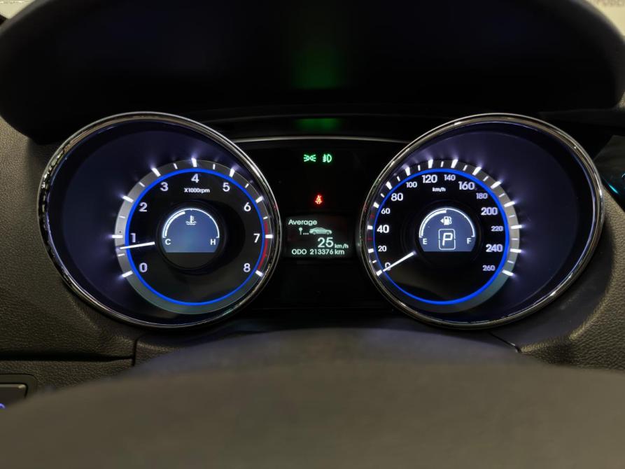 Hyundai Sonata VI (YF) Санкт-Петербург  - изображение 19