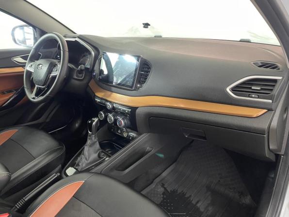 Lada (ВАЗ) Vesta I Рестайлинг (NG) с пробегом 2024 года, цена 1 418 000 рублей, 44070 км, универсал, Автокод Объявления