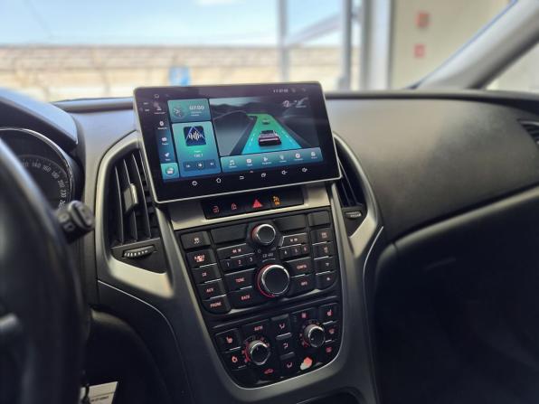 Opel Astra J Рестайлинг с пробегом 2012 года, цена 580 000 рублей, 268000 км, хэтчбек, Автокод Объявления