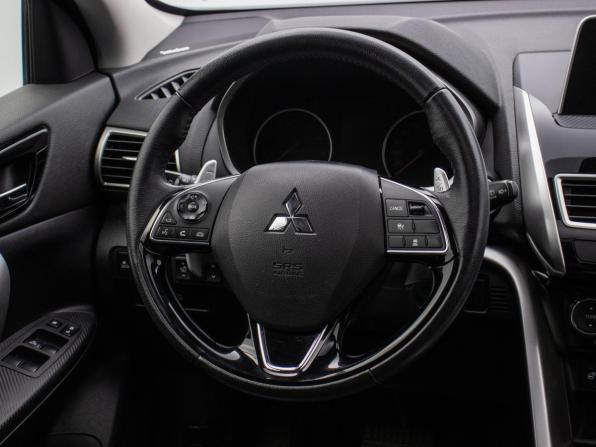 Mitsubishi Eclipse Cross I с пробегом 2018 года, цена 2 095 000 рублей, 82681 км, внедорожник, Автокод Объявления