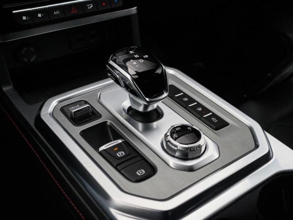 JAC T9 с пробегом 2024 года, цена 2 899 000 рублей, 34118 км, offers.body_type.unknown, Автокод Объявления