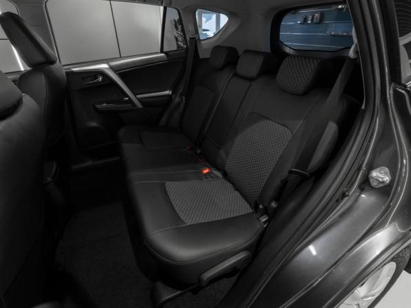 Toyota RAV4 IV (XA40) с пробегом 2013 года, цена 1 695 000 рублей, 214207 км, внедорожник, Автокод Объявления