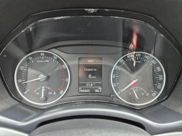 Skoda Octavia II (A5) Рестайлинг с пробегом 2009 года, цена 745 000 рублей, 266665 км, лифтбек, Автокод Объявления