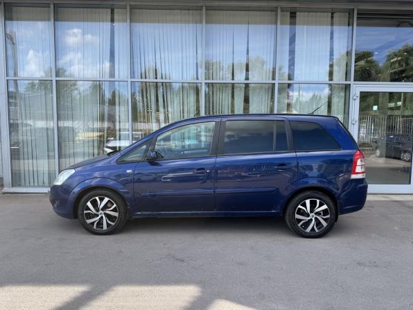 Opel Zafira B Рестайлинг с пробегом 2008 года, цена 599 000 рублей, 340000 км, компактвэн, Автокод Объявления