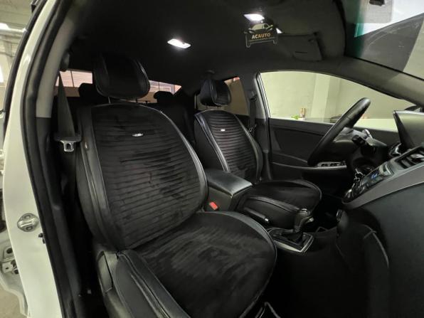 Hyundai Solaris I Рестайлинг с пробегом 2015 года, цена 950 000 рублей, 156719 км, седан, Автокод Объявления
