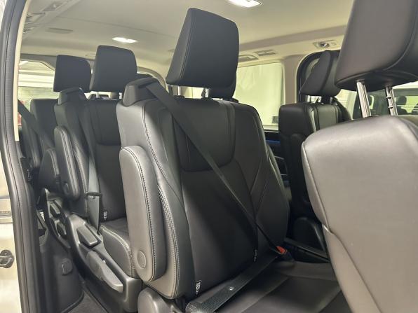 Toyota HiAce H300 с пробегом 2021 года, цена 4 840 000 рублей, 85074 км, минивэн, Автокод Объявления