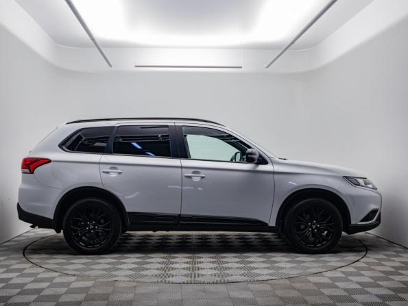 Mitsubishi Outlander III Рестайлинг 3 с пробегом 2021 года, цена 2 590 000 рублей, 68102 км, внедорожник, Автокод Объявления