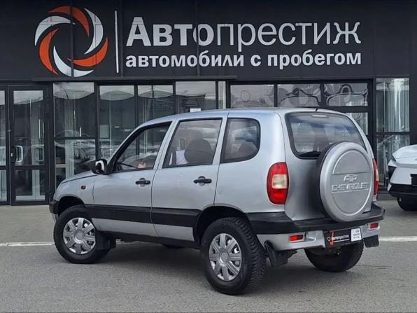 Chevrolet Niva I с пробегом 2006 года, цена 380 000 рублей, 196152 км, внедорожник, Автокод Объявления