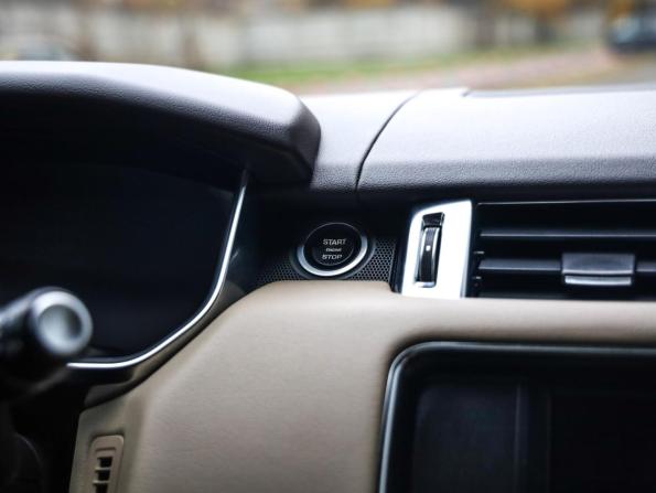Land Rover Range Rover Sport II с пробегом 2014 года, цена 2 699 000 рублей, 170000 км, внедорожник, Автокод Объявления