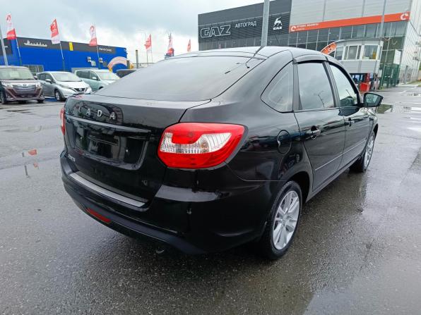 Lada (ВАЗ) Granta I Рестайлинг с пробегом 2022 года, цена 749 995 рублей, 57492 км, хэтчбек, Автокод Объявления