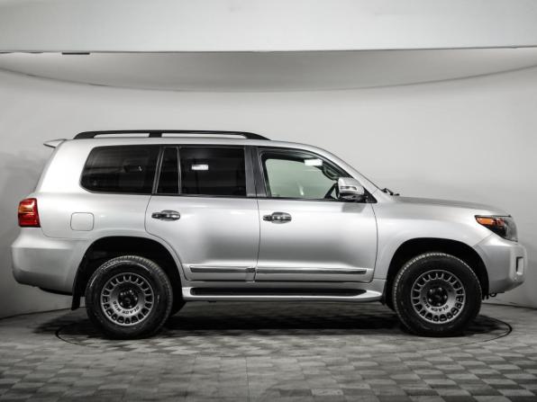Toyota Land Cruiser 200 Series Рестайлинг 1 с пробегом 2014 года, цена 2 749 000 рублей, 579639 км, внедорожник, Автокод Объявления
