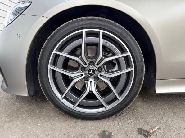 Mercedes-Benz E-Класс V (W213 S213 C238) Рестайлинг с пробегом 2021 года, цена 6 170 000 рублей, 24000 км, купе, Автокод Объявления