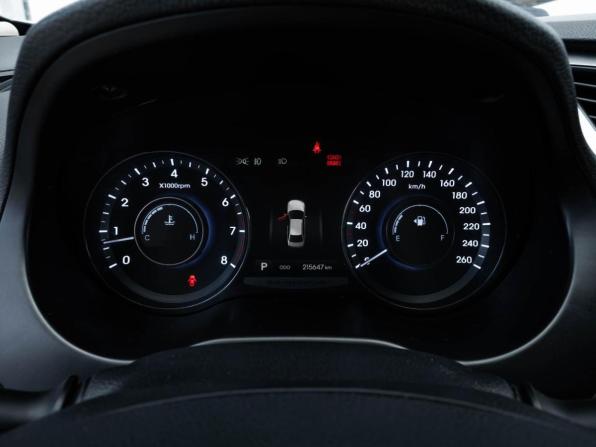 Hyundai Grandeur V с пробегом 2013 года, цена 1 143 900 рублей, 215647 км, седан, Автокод Объявления