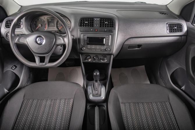 Volkswagen Polo V Рестайлинг с пробегом 2017 года, цена 1 099 000 рублей, 142000 км, седан, Автокод Объявления