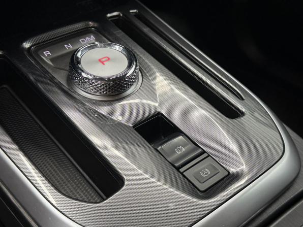 Haval Jolion I Рестайлинг с пробегом 2023 года, цена 1 690 000 рублей, 90334 км, внедорожник, Автокод Объявления
