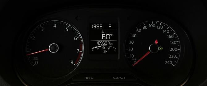 Volkswagen Polo V Рестайлинг с пробегом 2016 года, цена 1 000 000 рублей, 169587 км, седан, Автокод Объявления