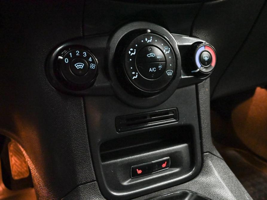 Ford Fiesta Mk6 Рестайлинг Екатеринбург  - изображение 16