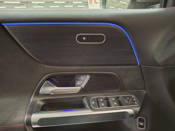 Mercedes-Benz GLB I (X247) с пробегом 2020 года, цена 3 350 000 рублей, 43829 км, внедорожник, Автокод Объявления