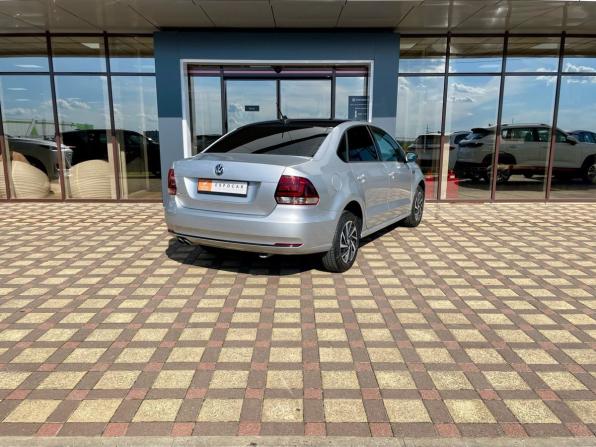 Volkswagen Polo V Рестайлинг с пробегом 2018 года, цена 1 400 000 рублей, 167608 км, седан, Автокод Объявления