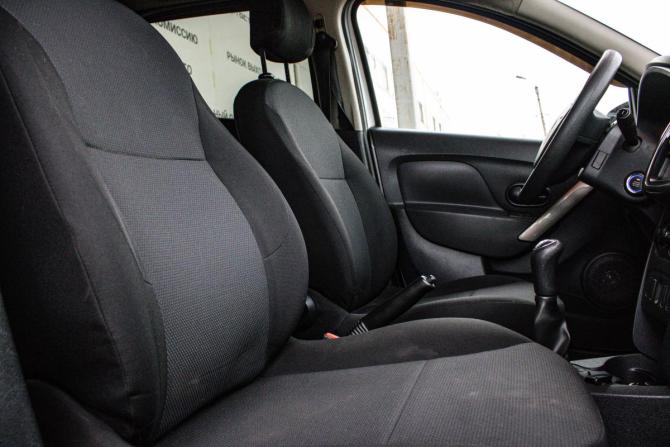 Renault Logan II с пробегом 2016 года, цена 599 000 рублей, 94147 км, седан, Автокод Объявления
