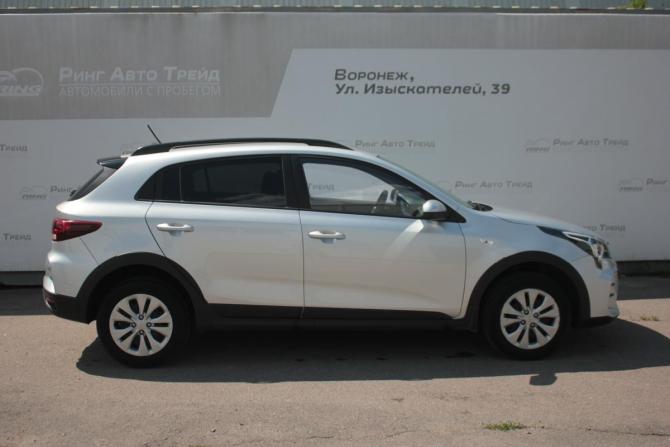 Kia Rio IV Рестайлинг с пробегом 2021 года, цена 1 790 000 рублей, 57205 км, хэтчбек, Автокод Объявления