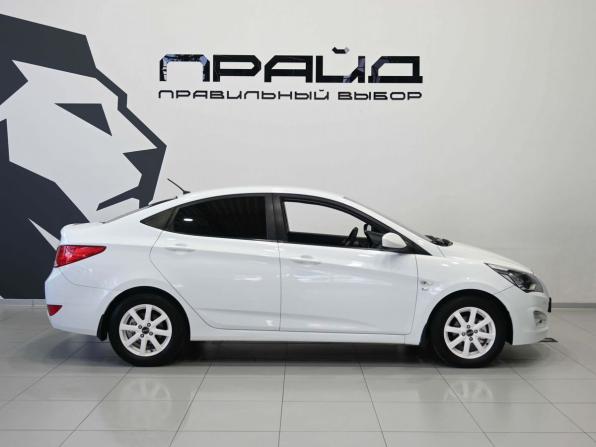 Hyundai Solaris I Рестайлинг с пробегом 2015 года, цена 1 049 900 рублей, 103506 км, седан, Автокод Объявления
