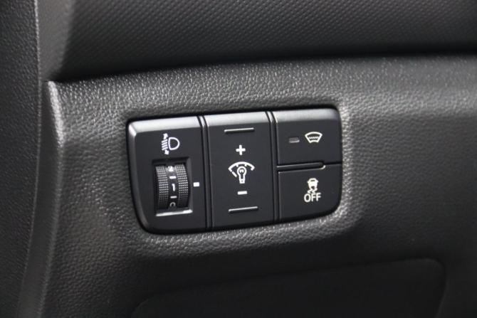 Hyundai Creta I с пробегом 2019 года, цена 1 755 550 рублей, 114003 км, внедорожник, Автокод Объявления