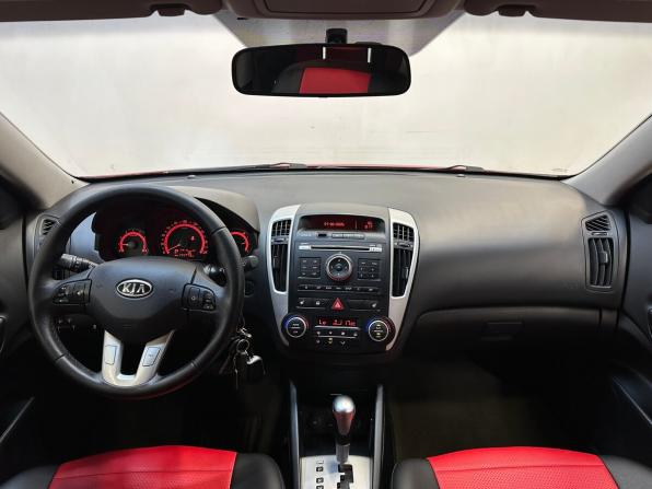 Kia Ceed I Рестайлинг с пробегом 2012 года, цена 930 000 рублей, 174711 км, универсал, Автокод Объявления