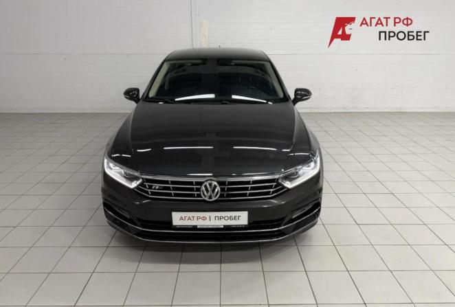 Volkswagen Passat B8 с пробегом 2017 года, цена 2 480 000 рублей, 95107 км, седан, Автокод Объявления