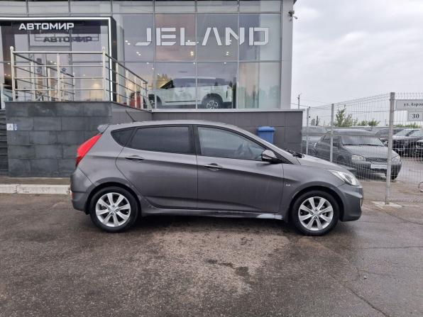 Hyundai Solaris I с пробегом 2012 года, цена 700 000 рублей, 173266 км, хэтчбек, Автокод Объявления