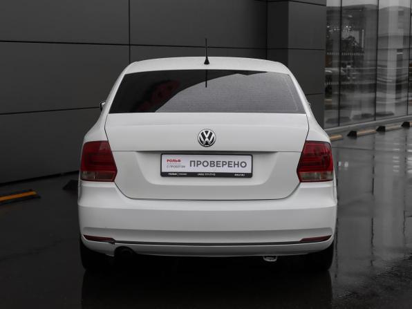 Volkswagen Polo V Рестайлинг с пробегом 2016 года, цена 998 000 рублей, 168801 км, седан, Автокод Объявления