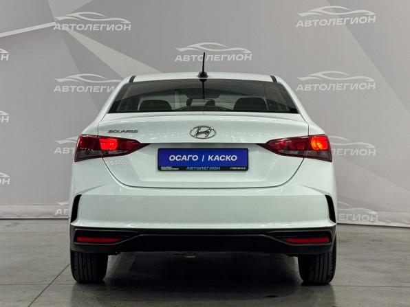 Hyundai Solaris II Рестайлинг с пробегом 2020 года, цена 830 000 рублей, 332494 км, седан, Автокод Объявления