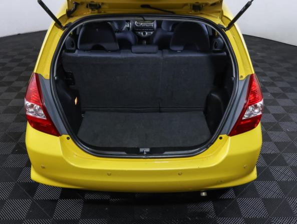 Honda Jazz I Рестайлинг с пробегом 2006 года, цена 650 000 рублей, 177000 км, хэтчбек, Автокод Объявления