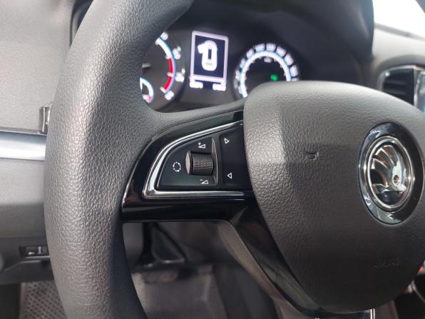 Skoda Karoq I с пробегом 2020 года, цена 2 355 000 рублей, 66800 км, внедорожник, Автокод Объявления