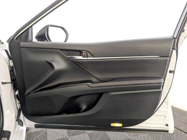 Toyota Camry VIII (XV70) Рестайлинг с пробегом 2022 года, цена 3 485 000 рублей, 44765 км, седан, Автокод Объявления