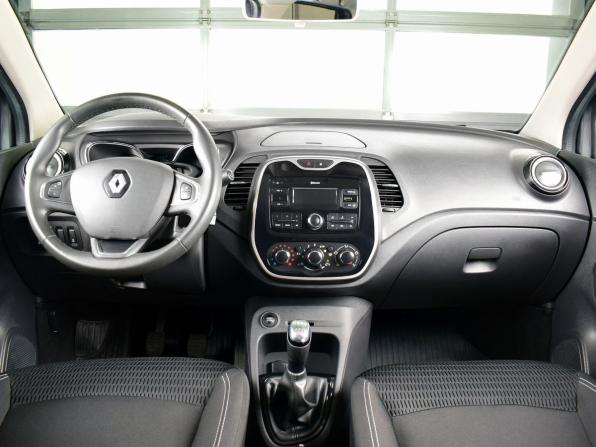 Renault Kaptur I с пробегом 2018 года, цена 1 250 999 рублей, 116954 км, внедорожник, Автокод Объявления