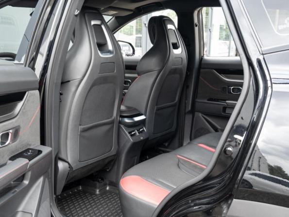 JETOUR DASHING I с пробегом 2023 года, цена 1 975 000 рублей, 39766 км, внедорожник, Автокод Объявления
